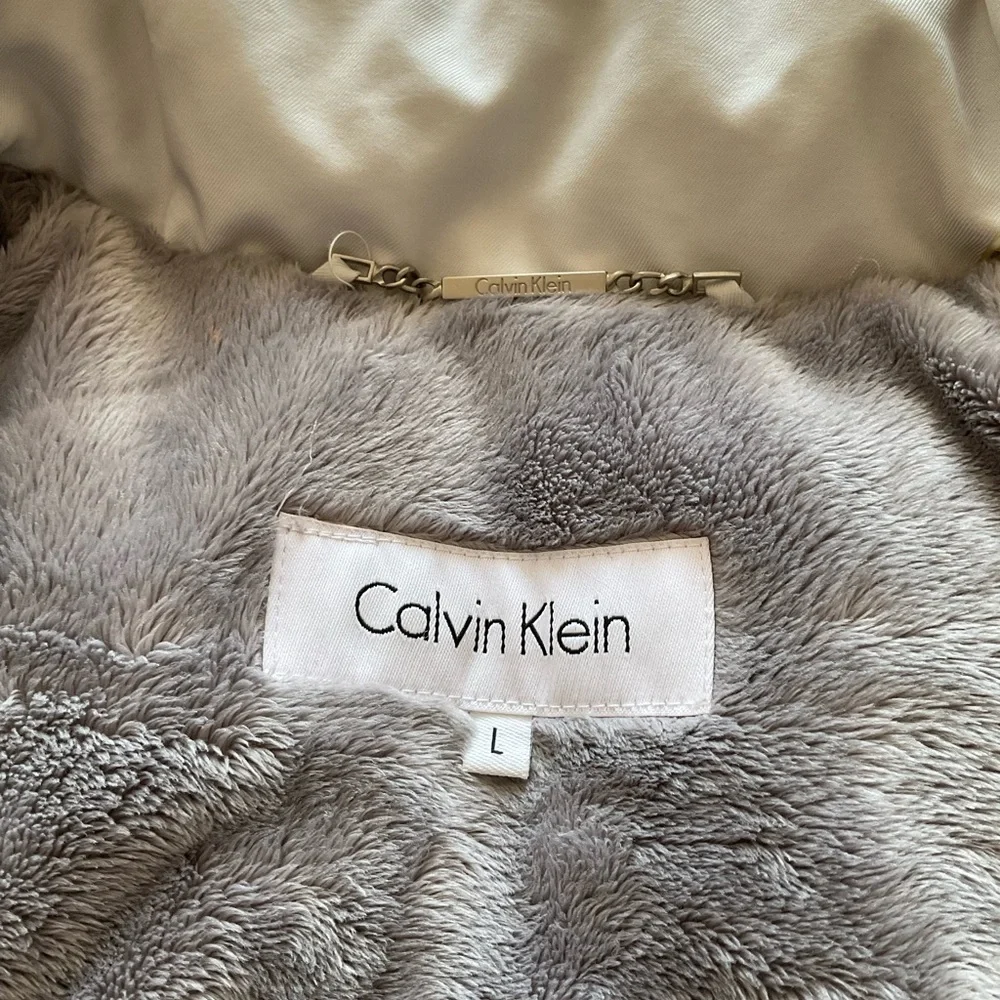 NWOT-Calvin Klein Gray Quilted Puffer Jacket High Collar - Picture 9 of 12